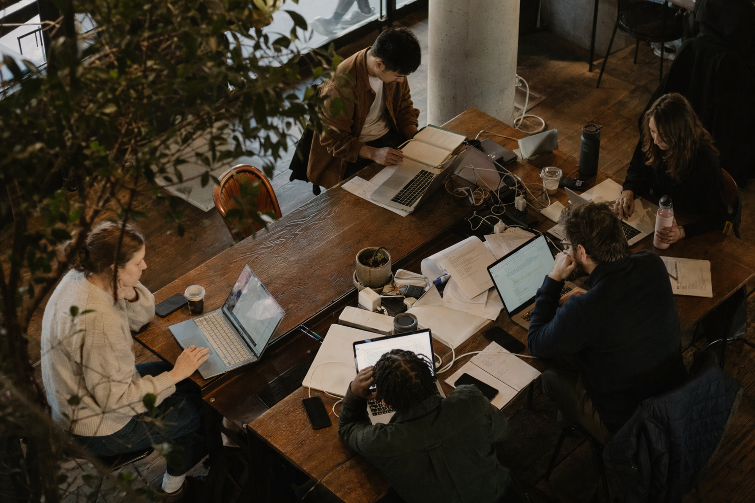 Is a Hotdesk subscription worth it vs paying per booking for a Dubai-based freelancer?