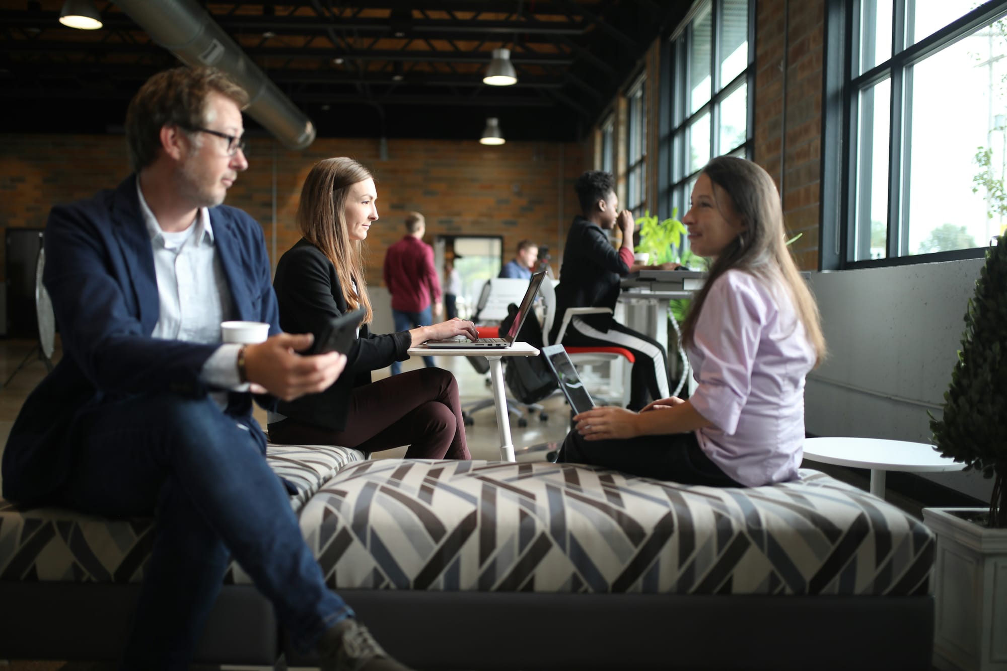 How to Choose the Best Coworking Space: Top Factors to Consider for Finding Your Ideal Workspace