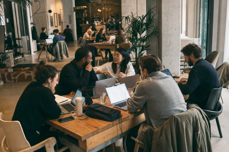 How to use the Hotdesk Savings Calculator to make the case for dropping your office lease