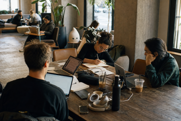 Industry expert opinions on the best coworking spaces in Kuwait City