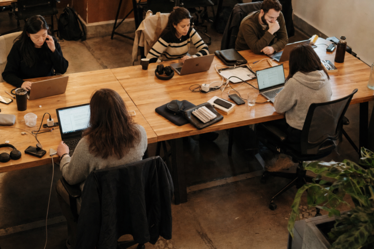 Which Barcelona coworking spaces offer flexible hot desk booking options?