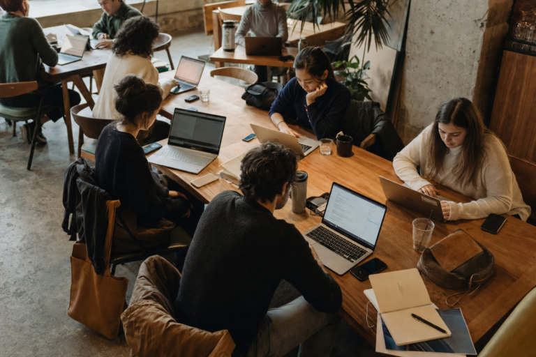 Which coworking spaces in Lisbon are recognized by industry publications for innovation?